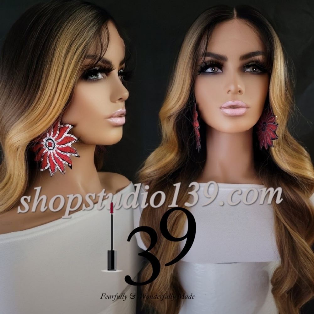 Human hair body wave lace front wig with highlight